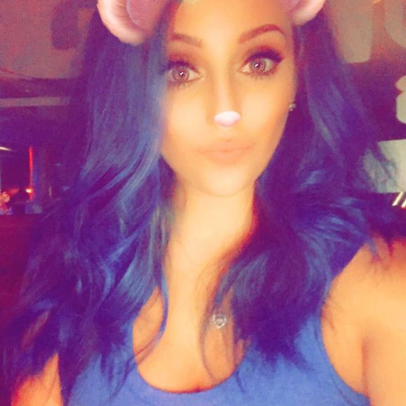 Meet your Posher, Mandy - Picture 1 of 1